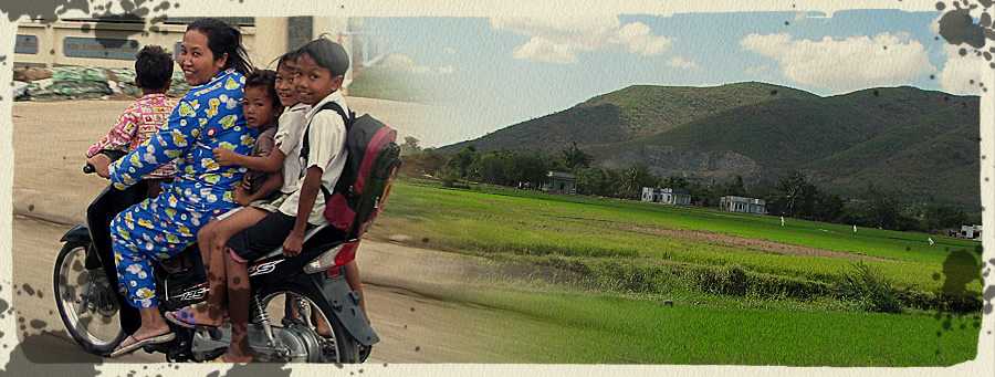 5 on a moped in Vietnam